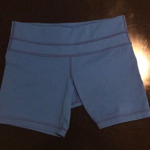 Lululemon Groove short size 6